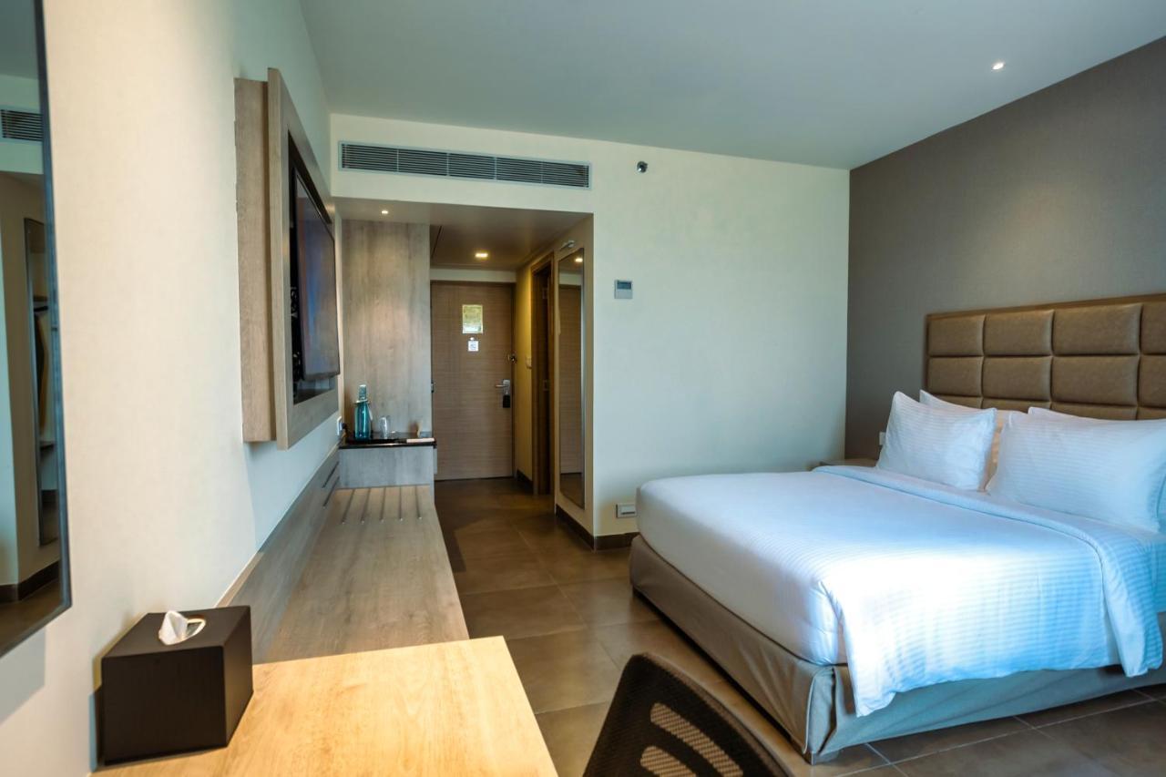 Amika Hotel,Madurai - Near Airport Ngoại thất bức ảnh