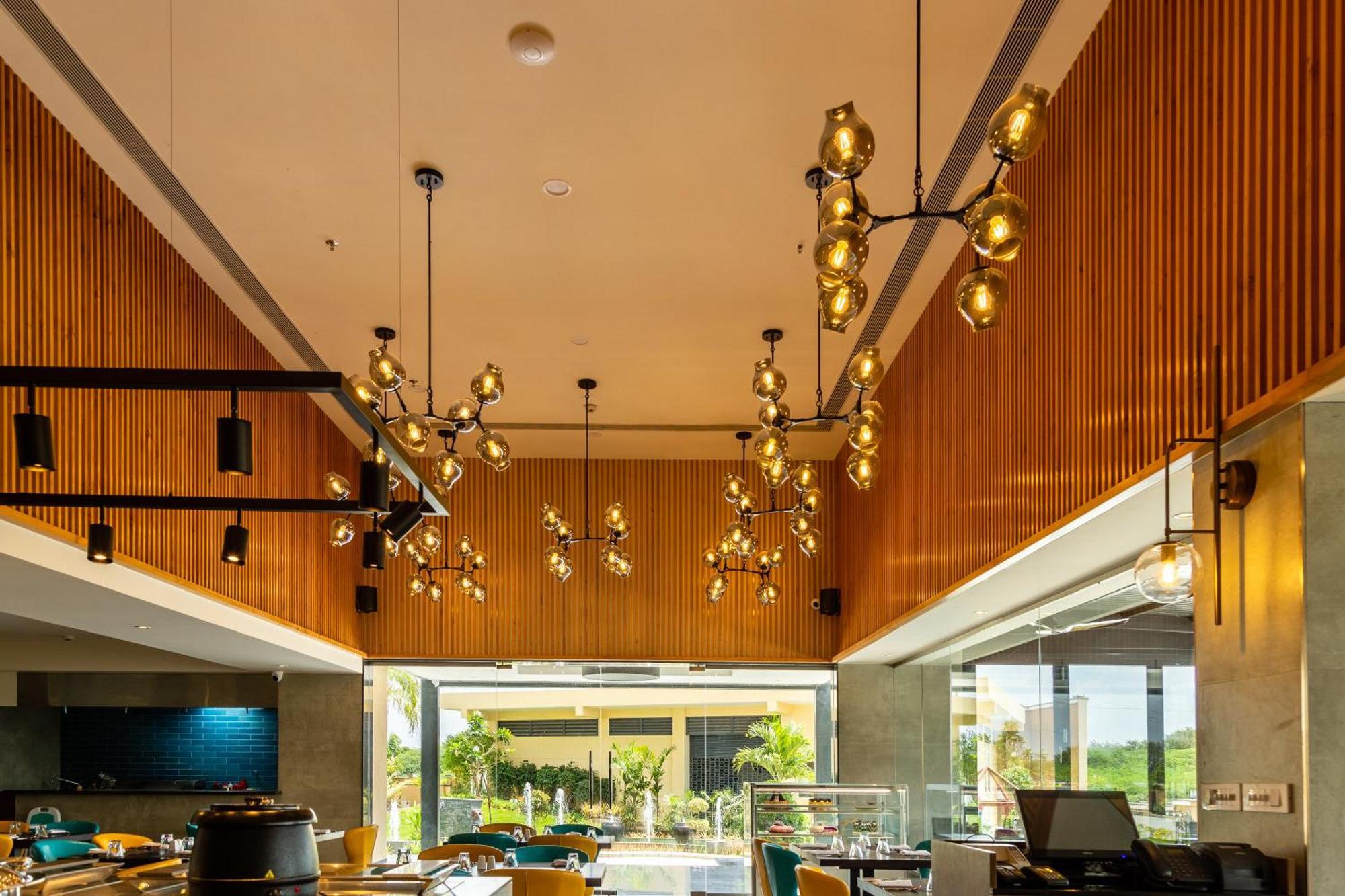 Amika Hotel,Madurai - Near Airport Ngoại thất bức ảnh